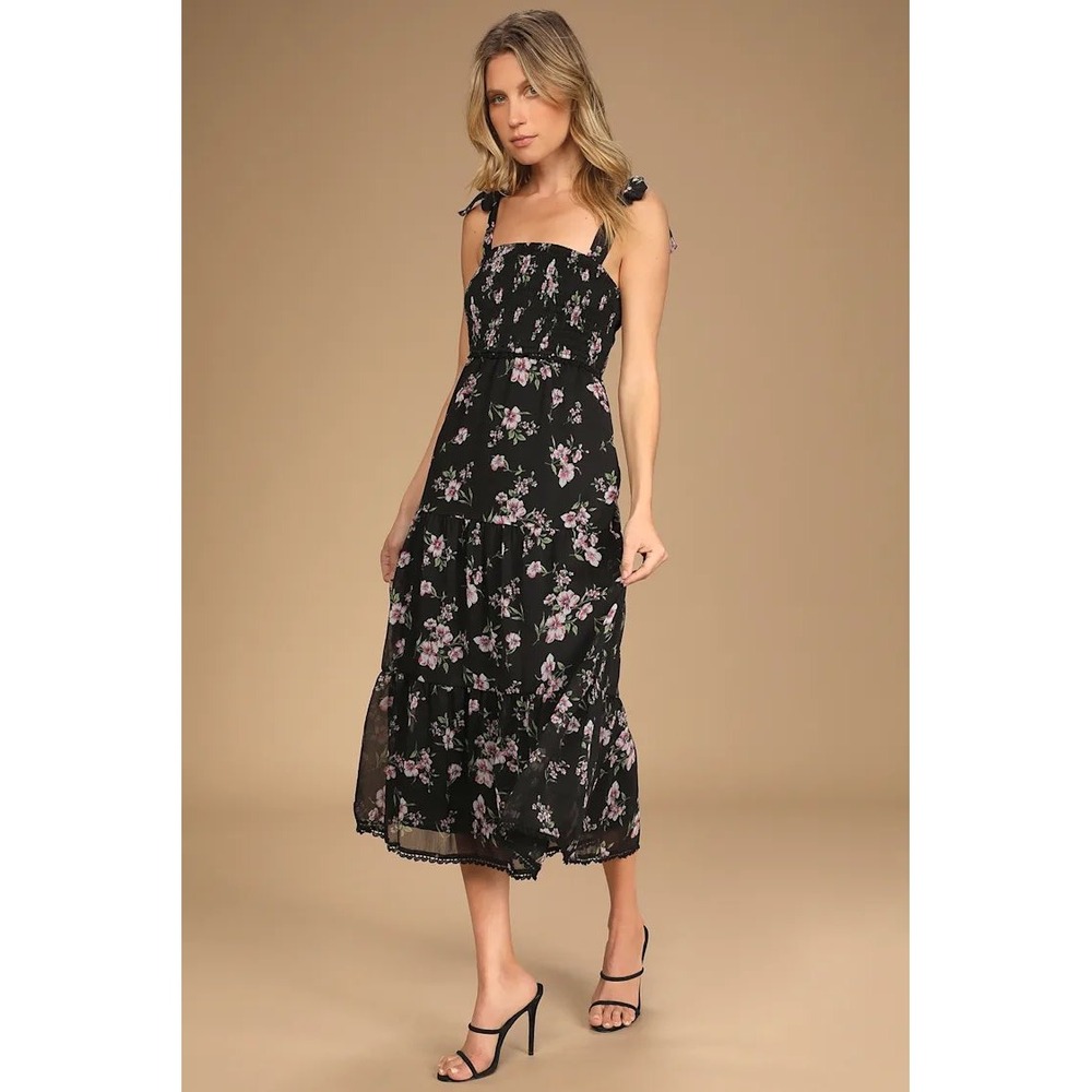 Lulus | "Terrace Views" Black Floral Tiered Midi Dress - Romantic Delicate